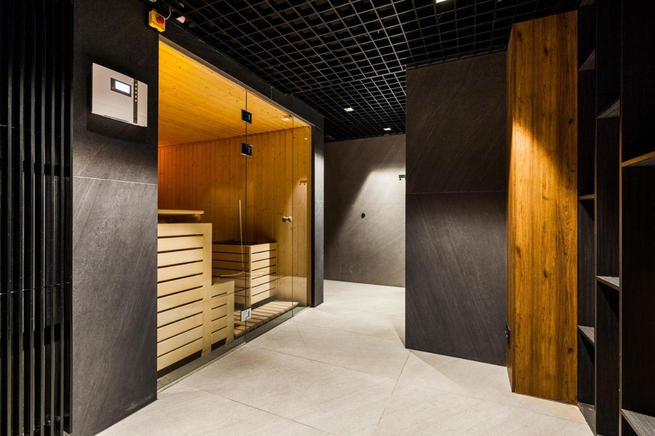 Uroczy Apartament W Sercu Starego Miasta グダニスク エクステリア 写真
